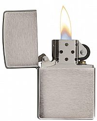 Αναπτήρας Classic Brushed Chrome Zippo® 